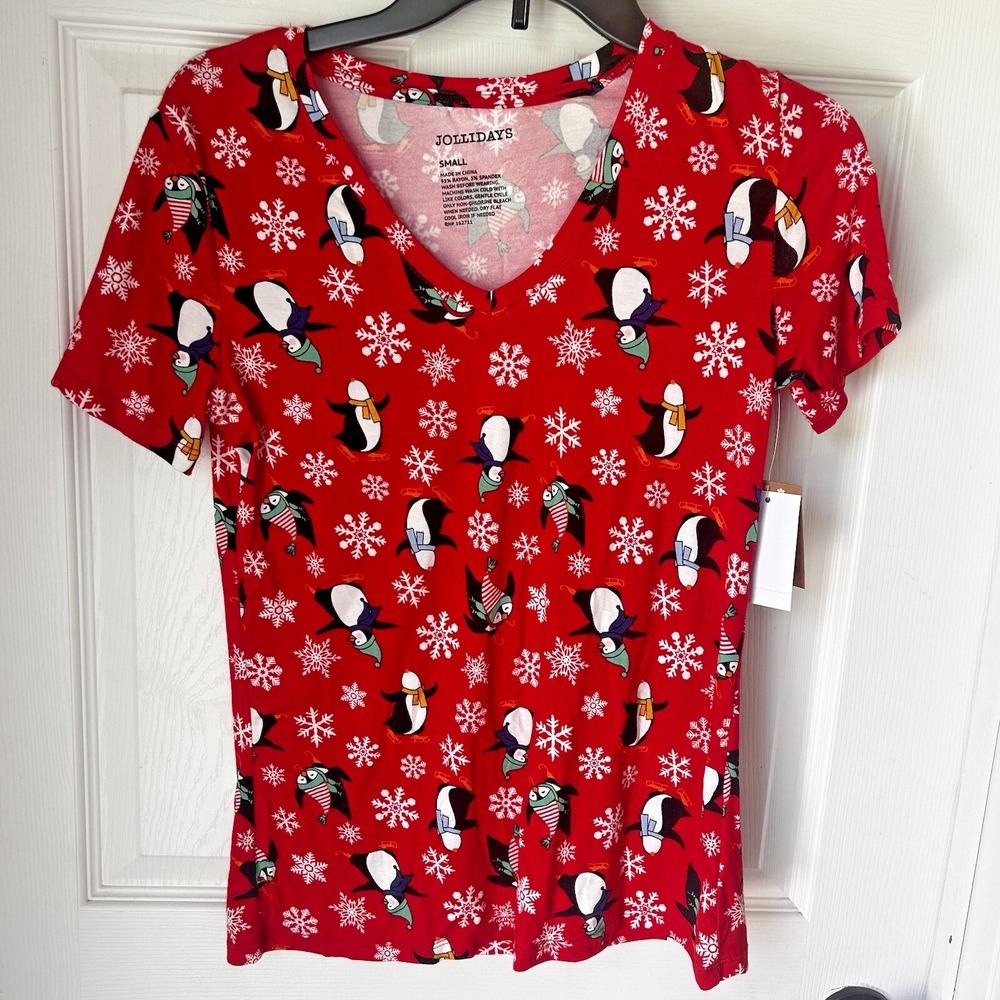 Woman's Christmas Penguins T-Shirt Tee Top Sz Small Red Jollidays Kohls BxI New